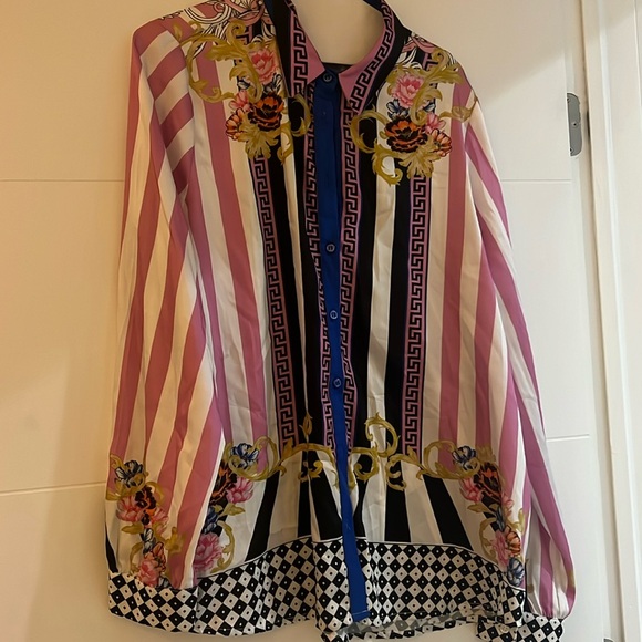 Silvian Heach blouse - Picture 1 of 2